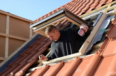 Pose de fenêtres de toit Velux à Illhaeusern